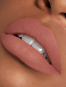 August | Matte Lipstick